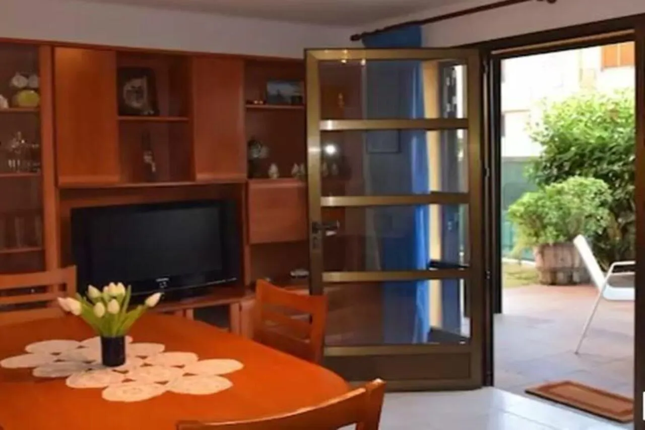 아파트 Apartamentos Escoles 플라티야 다로